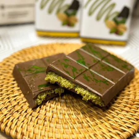 Dubai Chocolate Bar Pistachio 8 oz | Luxury Rich Chocolate, Individually Wrapped Fresh, Premium Pistachio Cream Katafi Filling | Dubai Candy