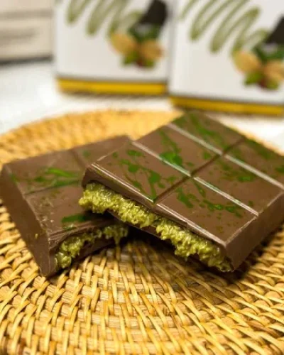 Dubai Chocolate Bar Pistachio 8 oz | Luxury Rich Chocolate, Individually Wrapped Fresh, Premium Pistachio Cream Katafi Filling | Dubai Candy